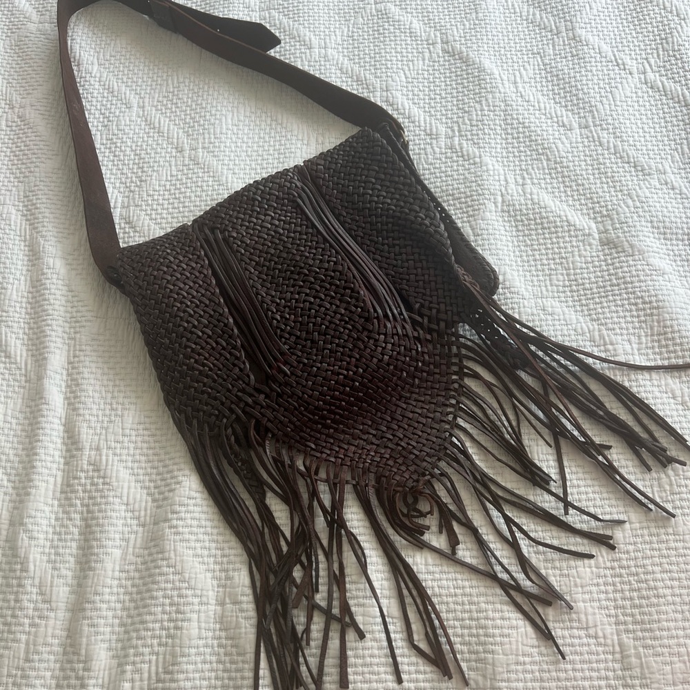 Brown Fringe Leather Shoulder Bag with Bohemian Charm